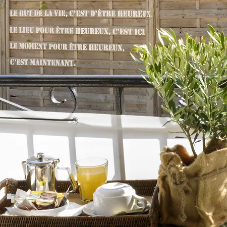 & Astor Hotel 3*