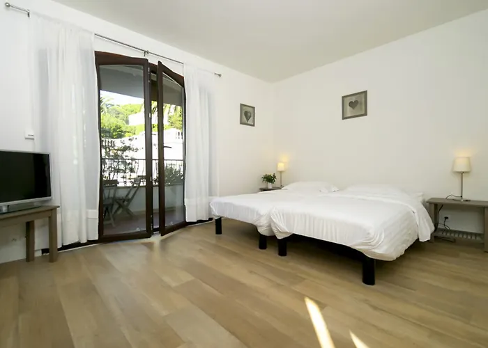 Szálloda & Astor 3*