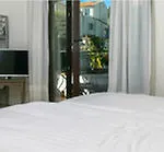 & Astor Hotel