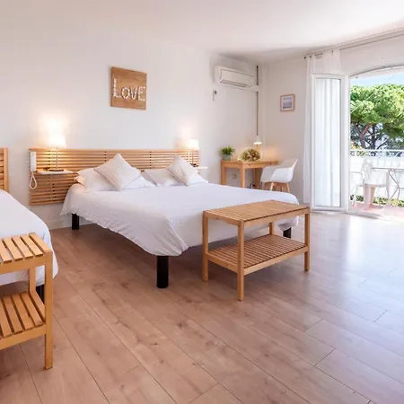 Hotel Hôtel&studios Astor Antibes