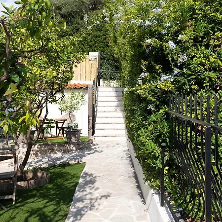 מלון & Astor אנטיב
