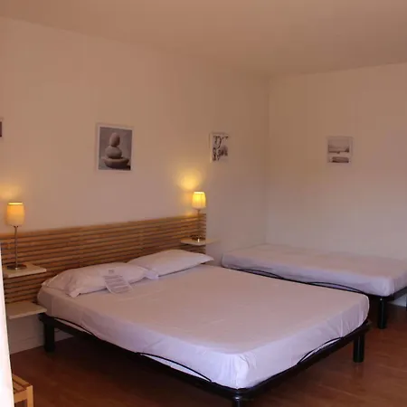Hotel Hôtel&studios Astor