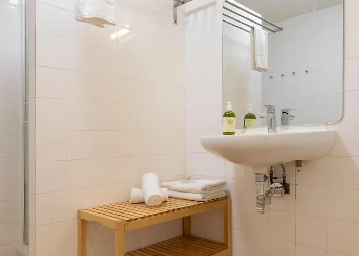 & Astor Готель Антіб