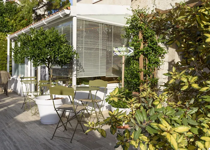 Готель & Astor 3*