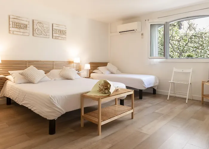 Готель & Astor